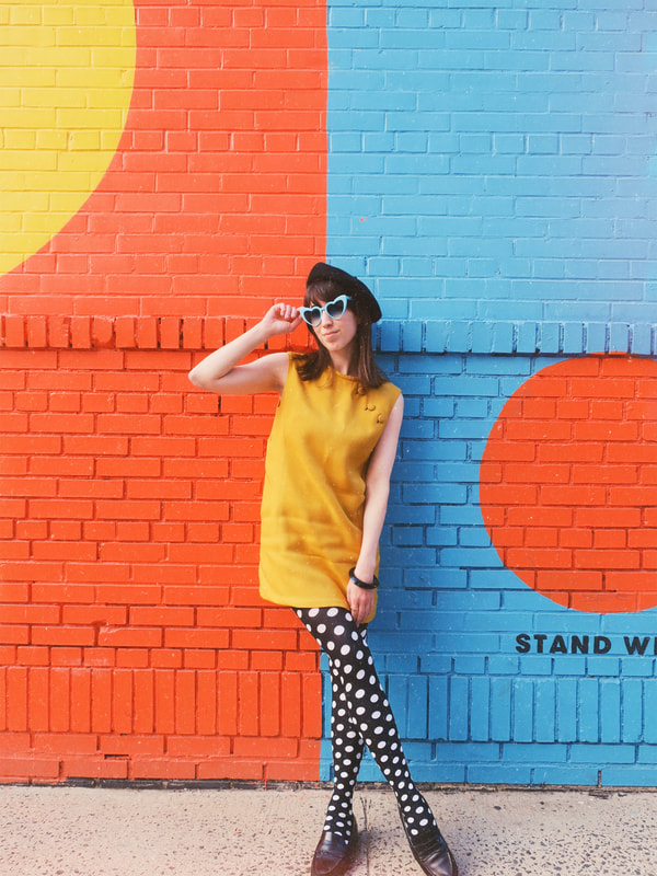 vintage dress | polka dots | polka dot tights | 60s style | sixties style | beret | heart sunglasses | heart shaped sunglasses | mod style | 60's girl | vintage style 